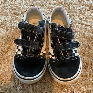 VANS CHECKERED TODDLER SIZE 10